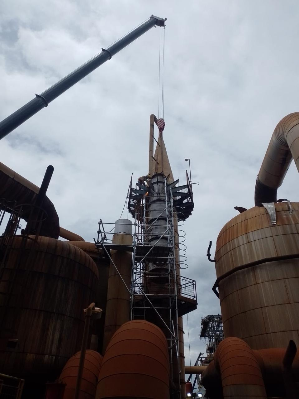 Manutenção em Caldeira 24