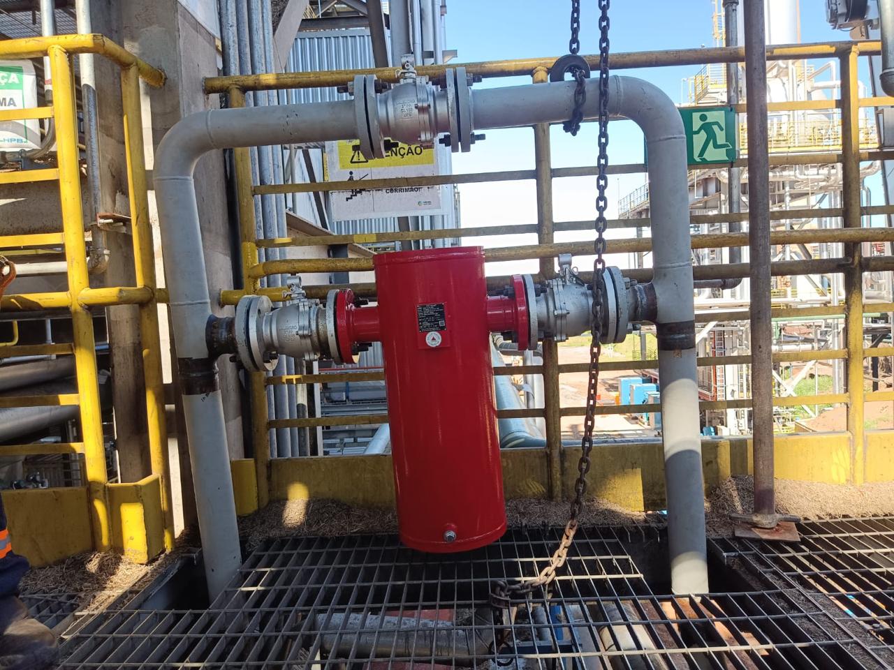 Manutenção em Caldeira 73