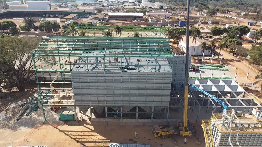 Silos de Armazenamento de Milho 05